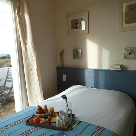 Hotel De La Petite Plage Saint-Georges-d'Oleron Exteriör bild