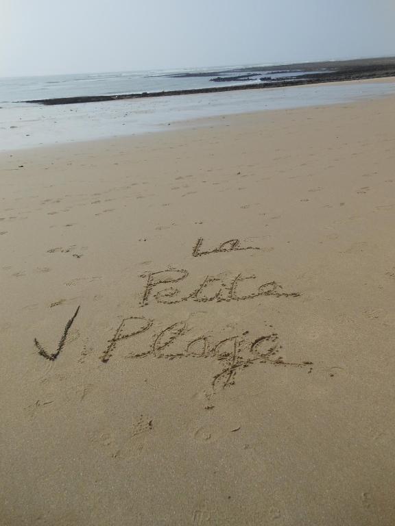 Hotel De La Petite Plage Saint-Georges-d'Oleron Exteriör bild